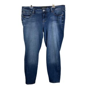089 Torrid Ultimate Stretch Skinny Jeans Womens Blue Medium Wash Denim Plus 20R